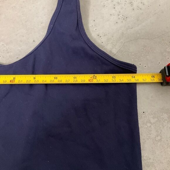 Lululemon Fitted Tank Top - Picture 5 of 5